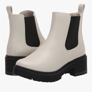 Amazon Essentials Cream and Black Ankle Boots